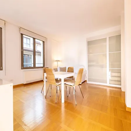 Luxury 1 Bedroom Navigli Loft Milan Exterior photo